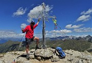 54 In vetta al Corno Stella (2620 m) con vista verso Diavolo e Giganti Orobici